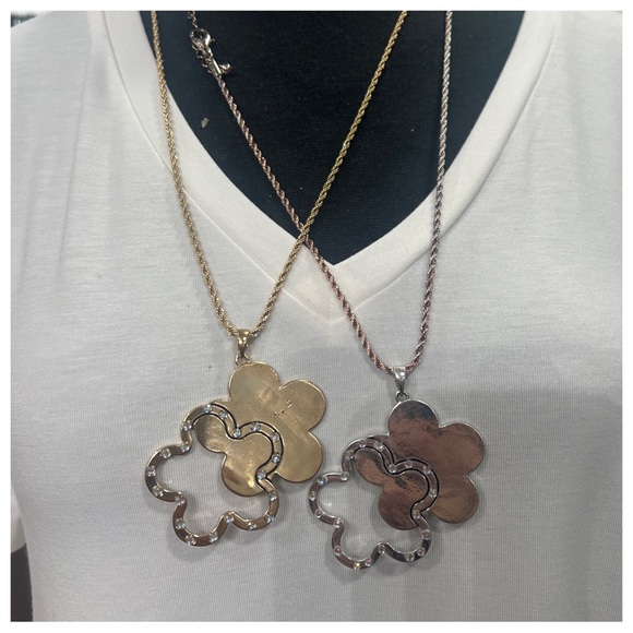 Posh Live Listing PARIS Necklace - Picture 2 of 3